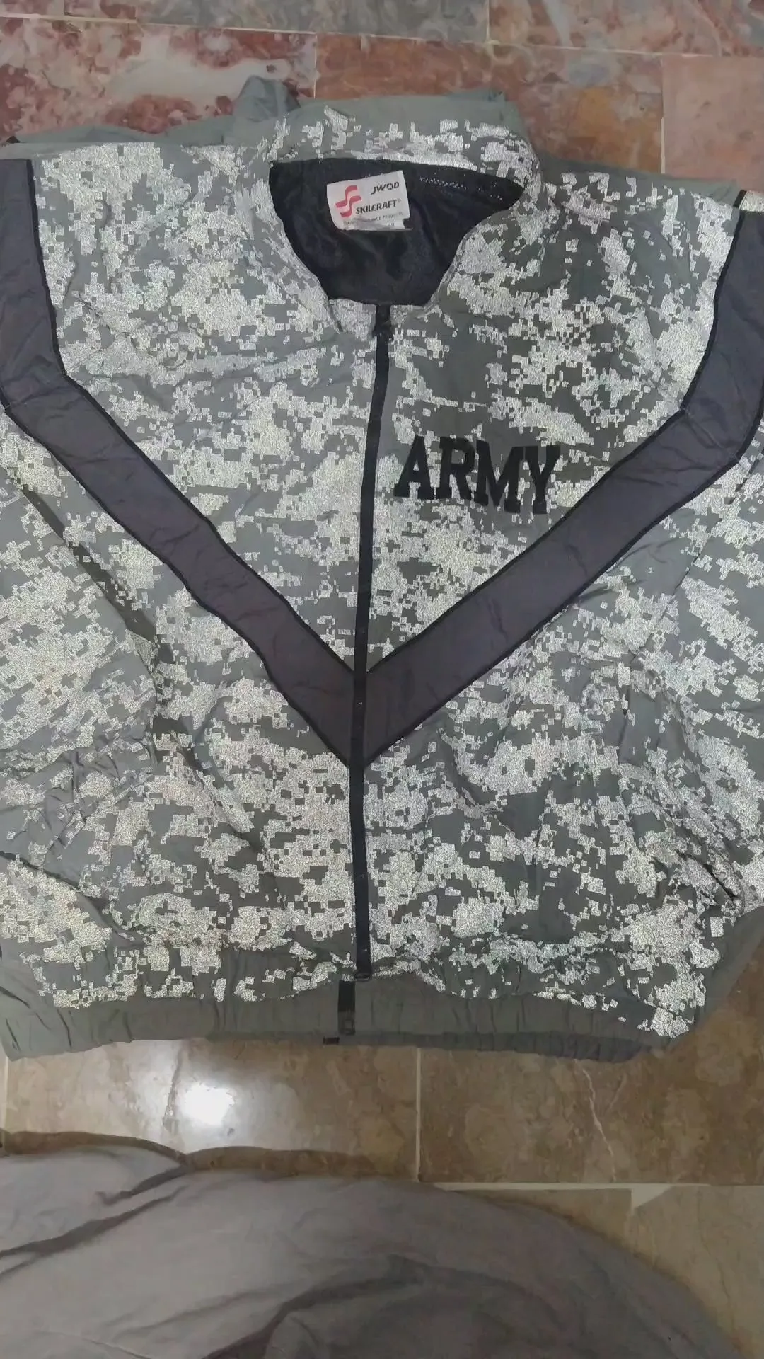 💥 Army Jacket - 10 pieces Bundle 💥